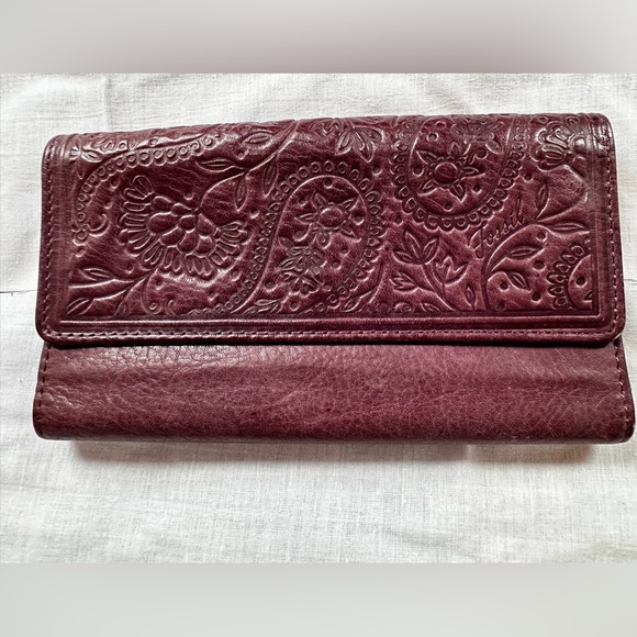 Fossil trifold, long wallet - Picture 1 of 7